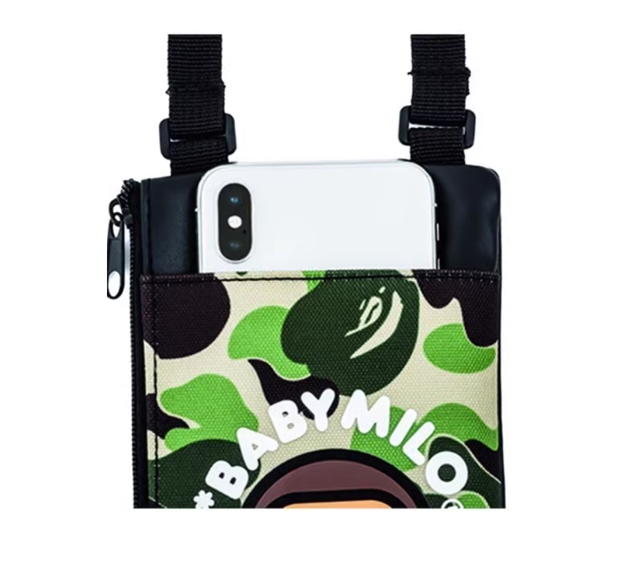 BAPE KIDS◆A BATHING APE／迷彩カモ◆ア ベイシング エイプ◆スマホポシェット◆CAMO◆カモ／付録ノベルティ_画像2