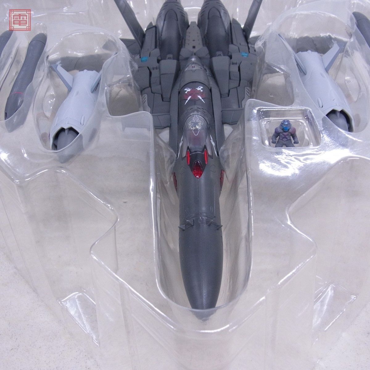 ヤマト 1/60 マクロスゼロ 完全変形 SV-51γ イワノフ機 YAMATO MACROSS ZERO【20_画像5