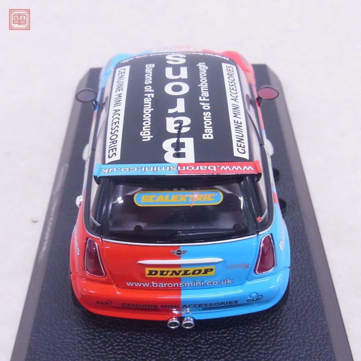 スケーレックストリック 1/32 ミニクーパー S Barons #18 C2733 TRUXMORE スロットカー SCALEXTRIC Mini Cooper 動作未確認【10_画像6