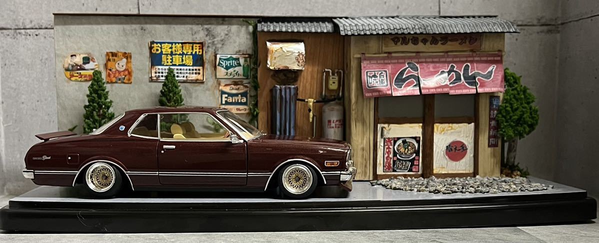 アシェット 訳あり 国産名車 1/24 トヨタ マークⅡ ブタ目 カスタム 風景 ジオラマ ケース 旧車 ミニカー_画像1