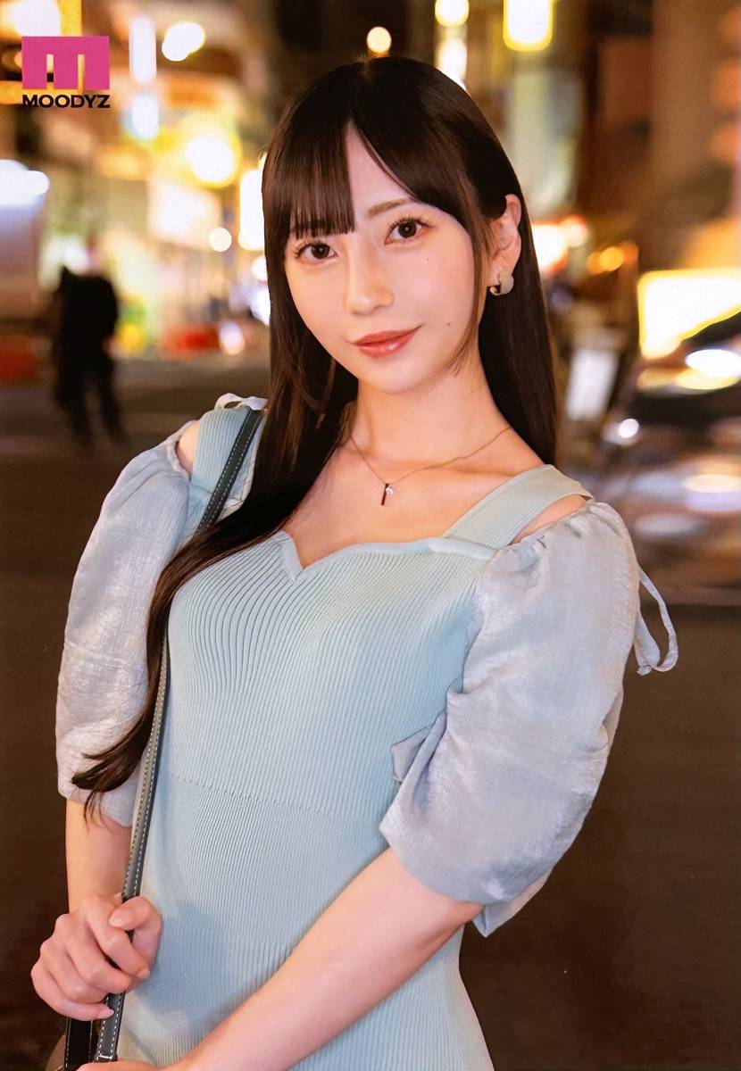 七沢みあ 生写真 MOODYZ ムーディーズ アダルト セクシー女優 AV女優 都会に染まって綺麗になった彼女の親友と田舎で再会_画像1