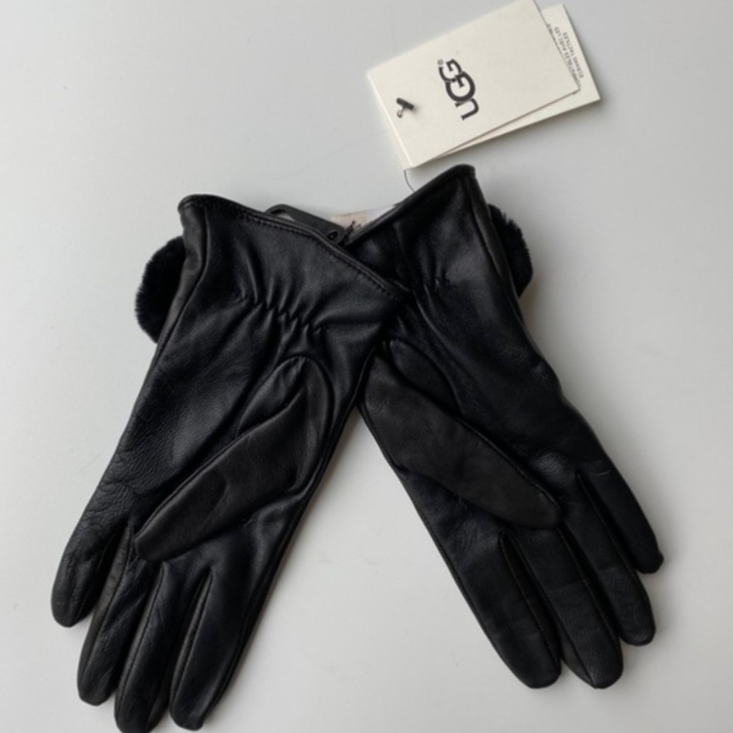 【S】UGG アグ レザー手袋 LEATHER POM GLOVE BLACK_画像3