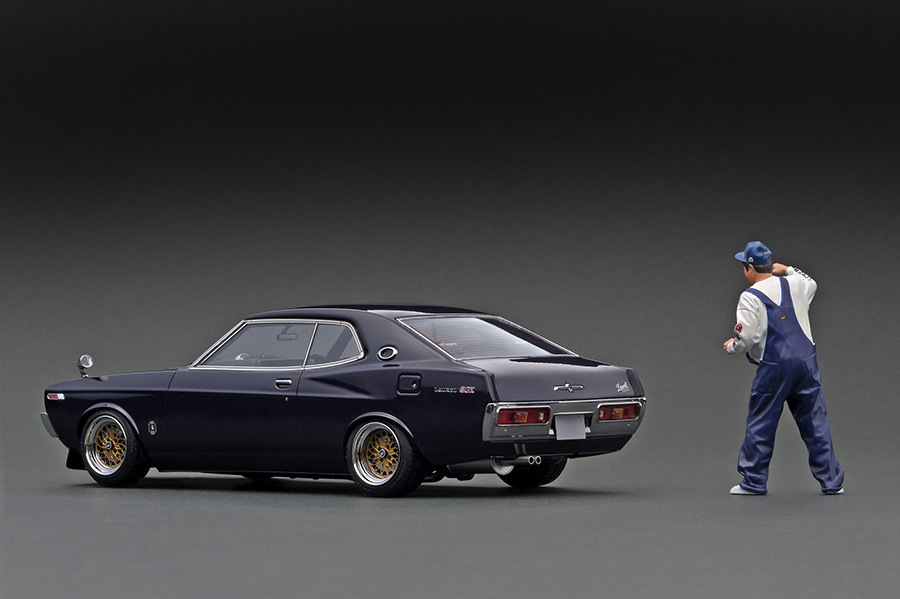 新品 IG3008 1/18 Nissan Laurel 2000SGX (C130) Purple With Mr.Sata ignition model イグニッションモデル_画像5