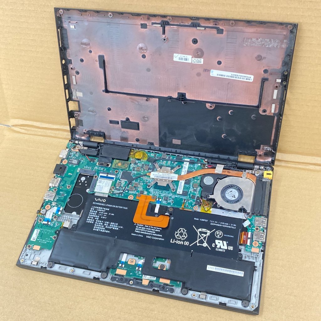 ●VAIO VJS131C11N i5-6200U 4GB BIOS確認済み_画像8