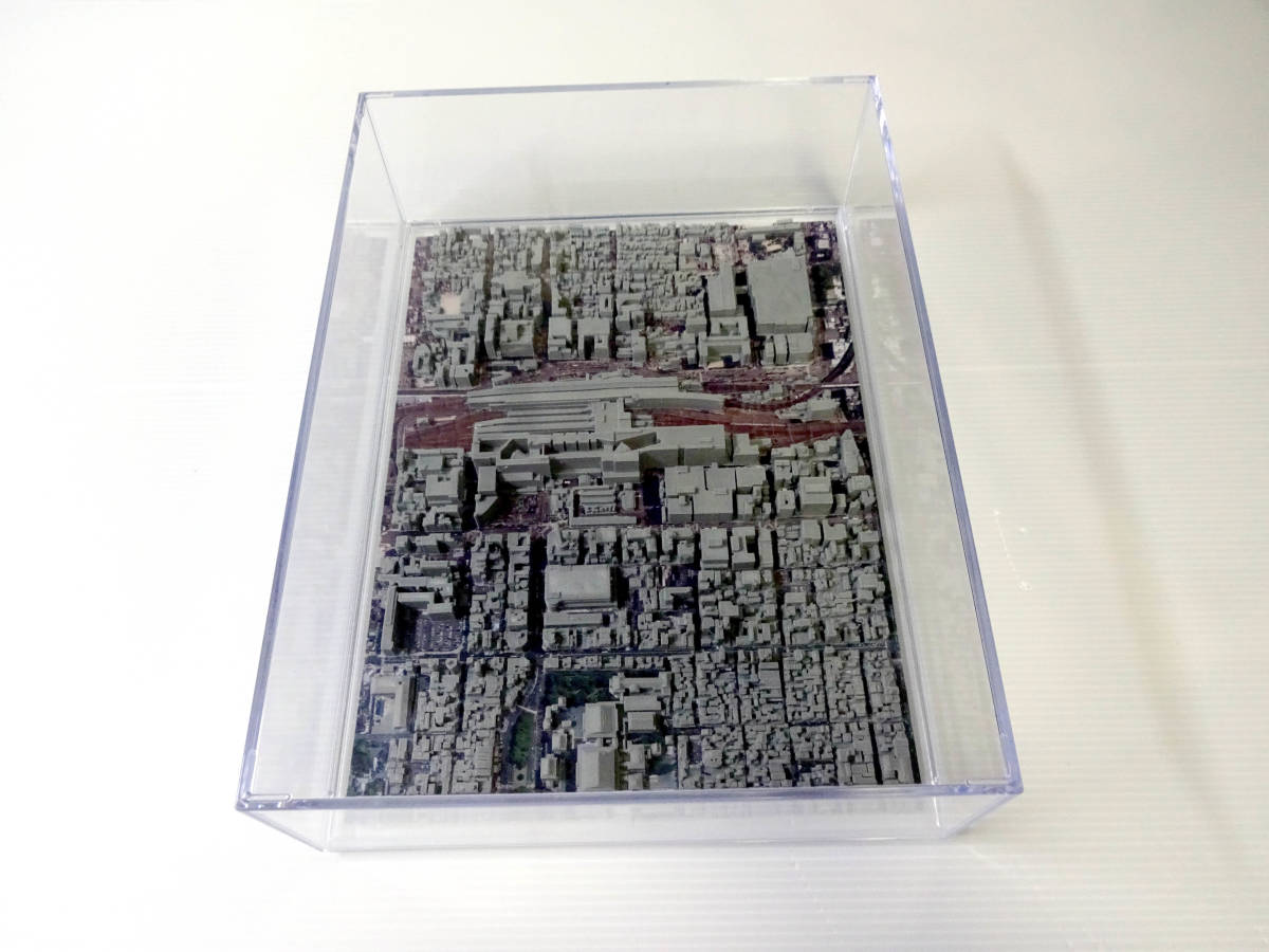  Kyoto station country earth traffic .. maintenance did 3D city data . practical use did city model construction settled scale 1/4000 ( transparent case attaching )