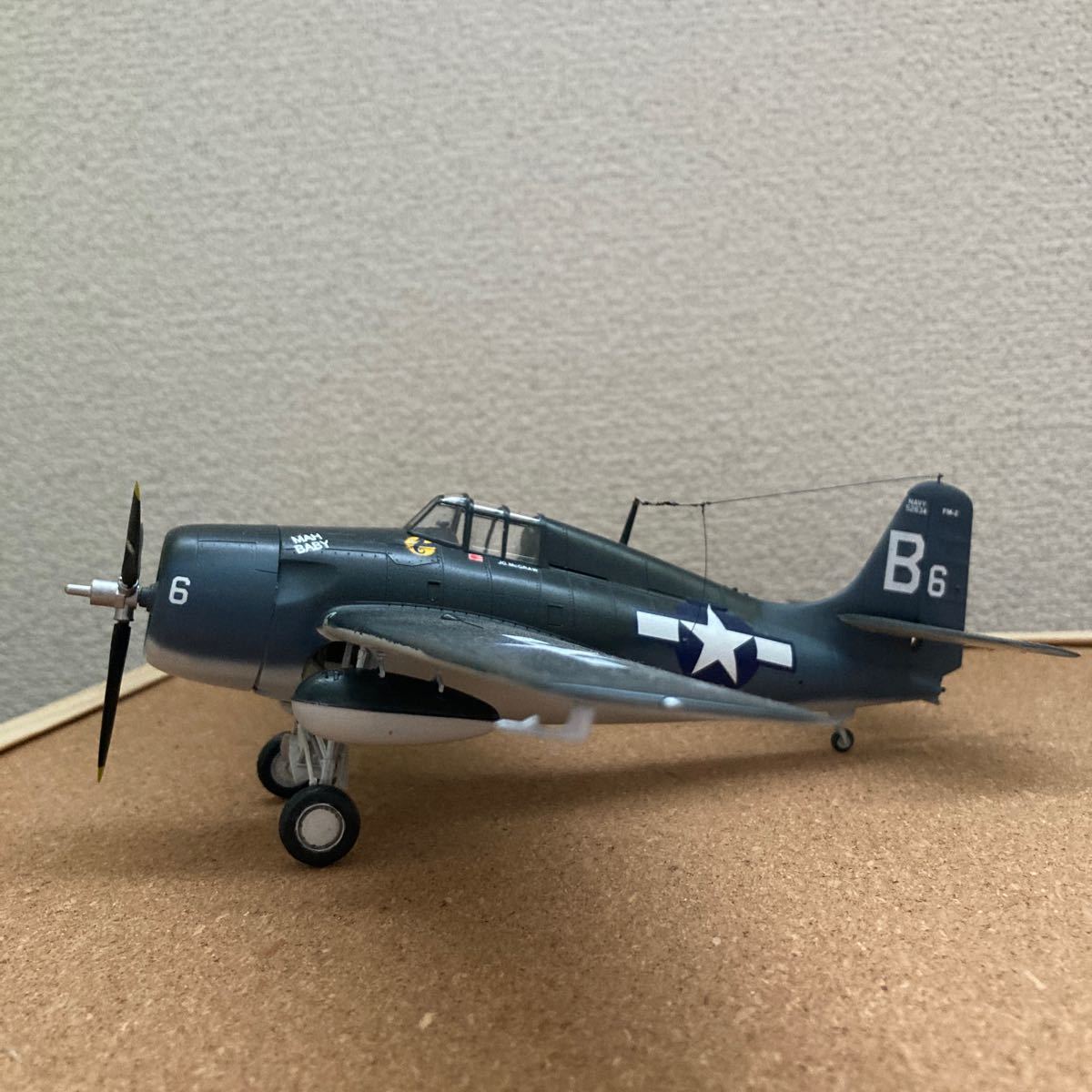 完成模型 1/48 FM-2 ワイルドキャット_画像1