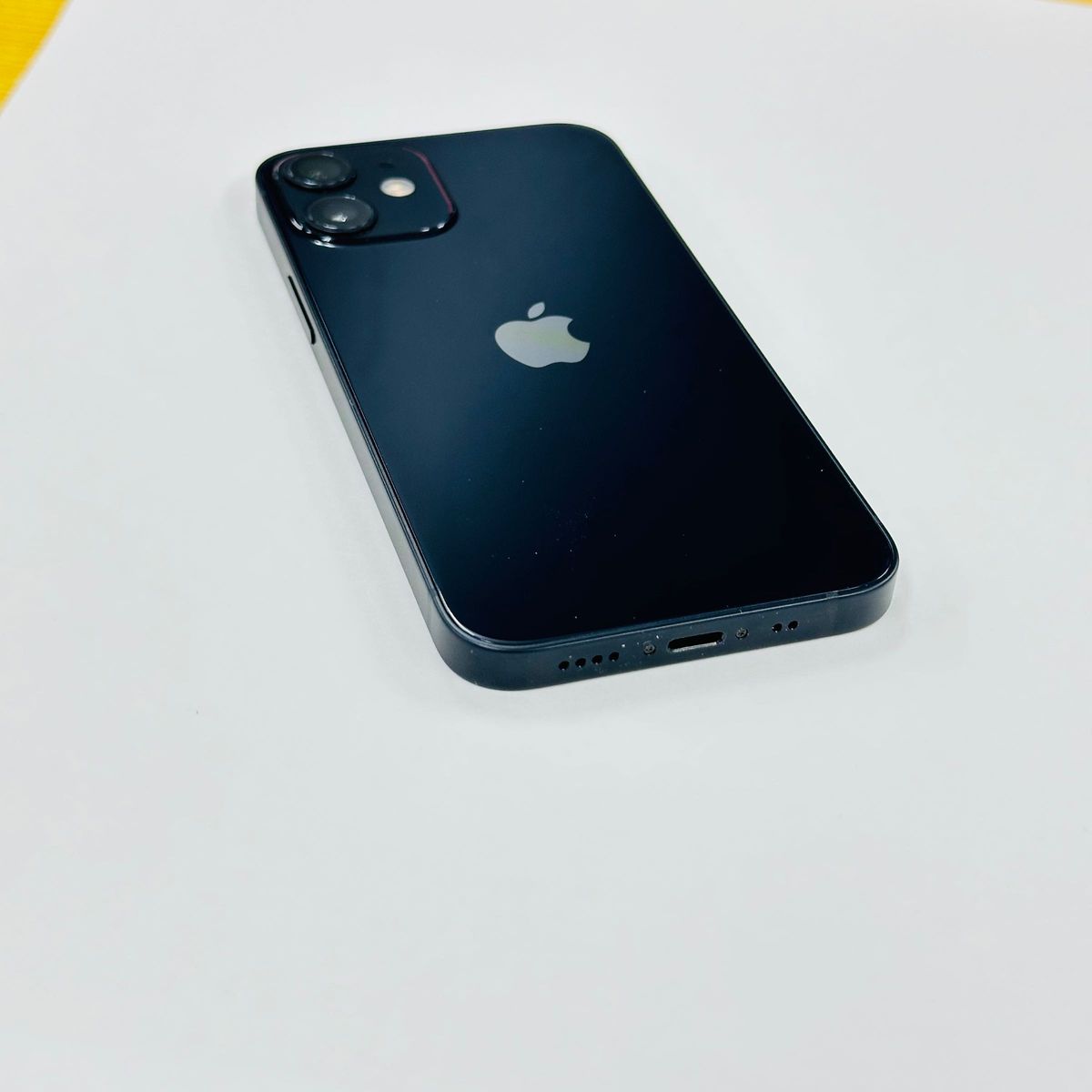Apple Iphone 12 Mini 64GB ブラック バッテリー100% SIM フリー Apple Iphone 12 Mini 64GB ブラック バッテリー100% SIM フリー