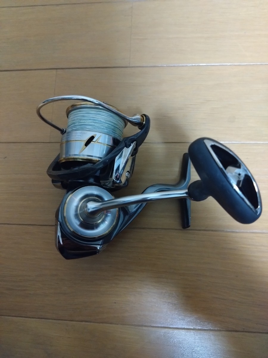 ダイワ DAIWA　LUVIAS LT 4000-CXH ルビアス スピニングリール_画像2