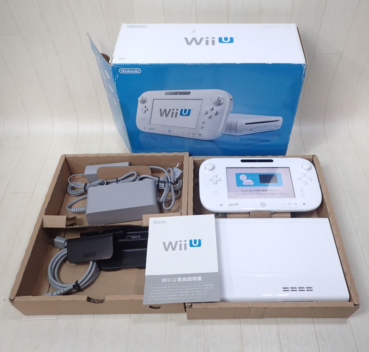 任天堂 Nintendo Wii U PREMIUM SET 32GB shiro WUP-S-WAFC 中古 D493_画像1