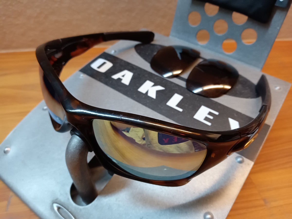 【美品♪ゴールド偏光♪】べっ甲/ジャパンフィット/ピットブル/オークリー/oakley/PITBULL /検サングラス 釣りラン自転車 