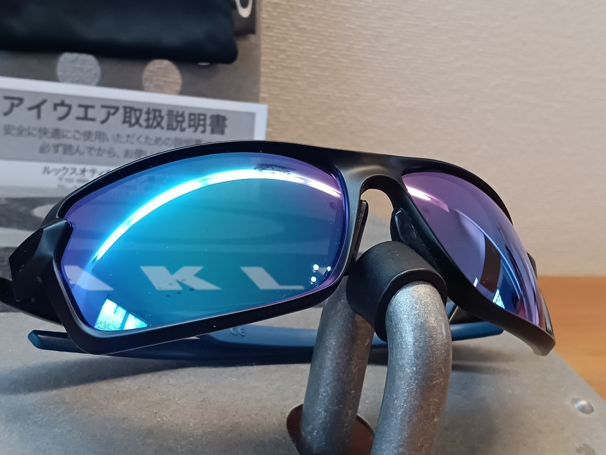 【未使用♪旧モデル♪】艶なし黒/カーボンシフト/オークリー/carbon shift/oakley　　　検サングラス/偏光レンズ/釣り/ランニング