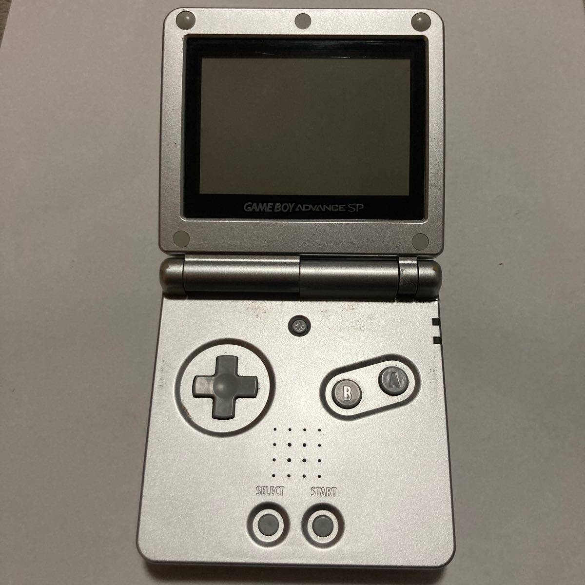 送料無料 GBA SP ゲームボーイアドバンスSP 本体 プラチナシルバー