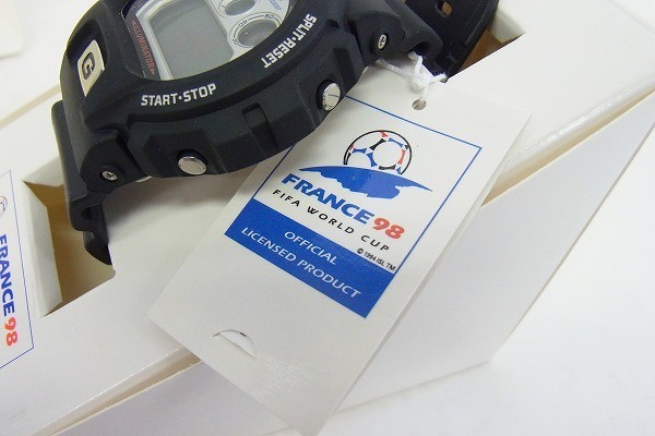 S170-J16-1922 CASIO カシオ G-SHOCK DW-6900WF-1T クォーツ 腕時計 ケース付き 現状品⑧_画像6