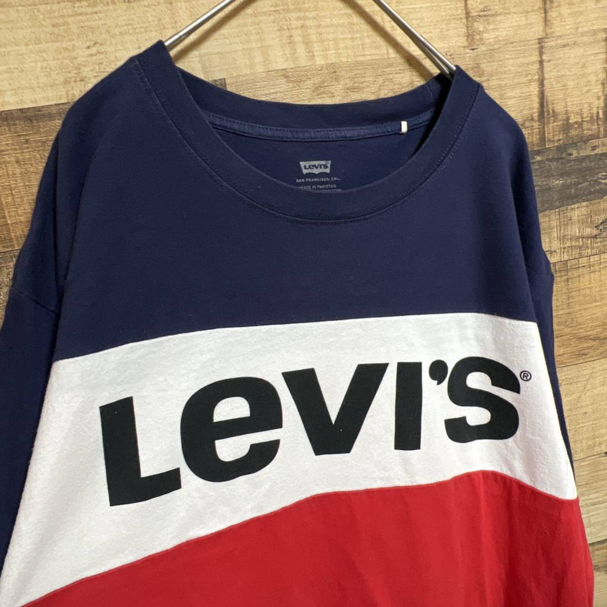 LEVI'S リーバイス　ロングスリーブTシャツ　長袖Tシャツ　ボーダー　ビッグロゴプリント　サイズS_画像2