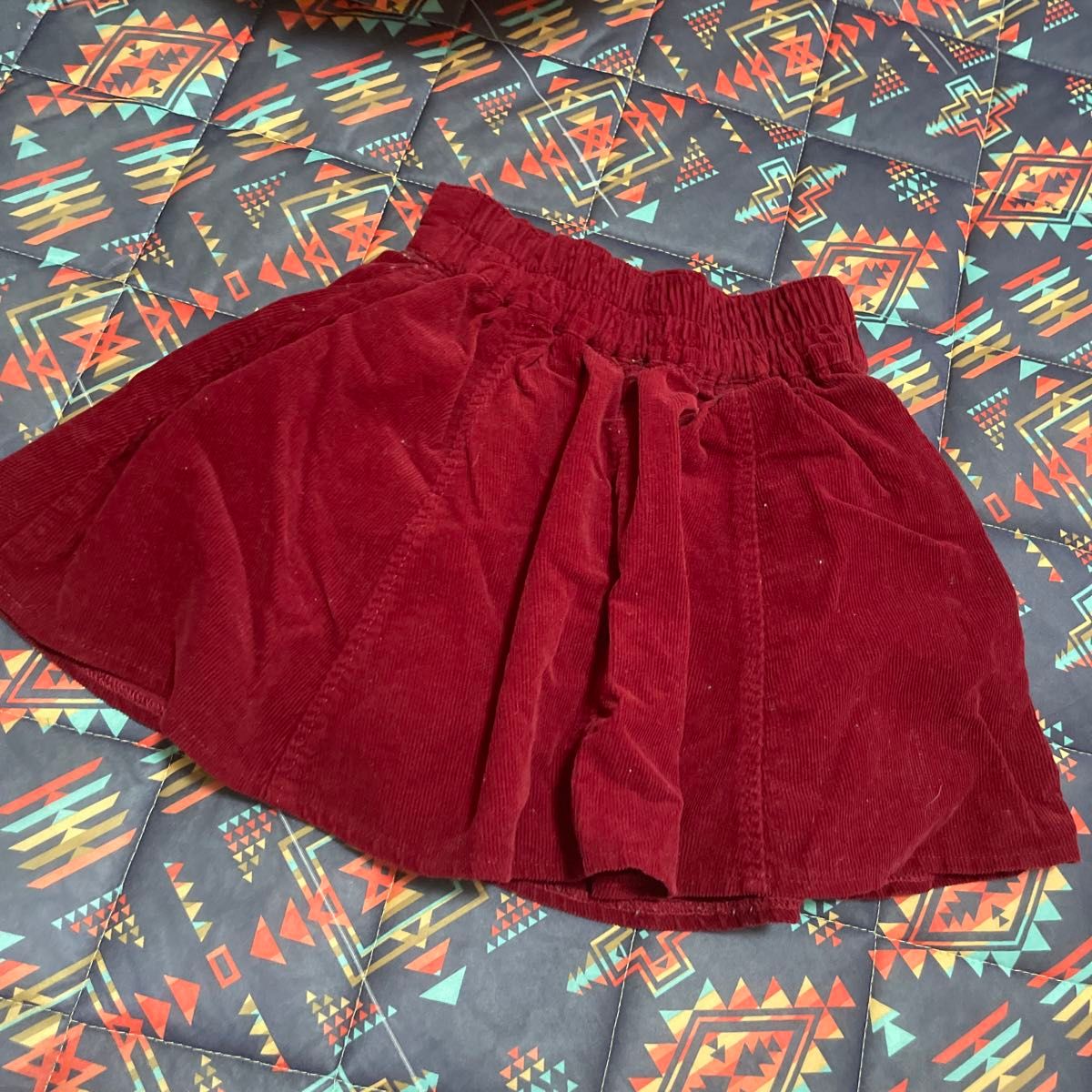 120サイズ　ユーデュロイミニスカート型パンツ　赤　レッド　ワインレッド