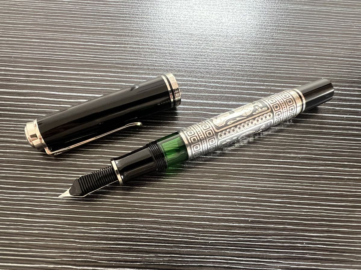ペリカン M910 トレド・ブラック 万年筆 EF 極細字 特別生産品 ペリカン M910 トレド・ブラック 万年筆 EF 極細字 特別生産品
