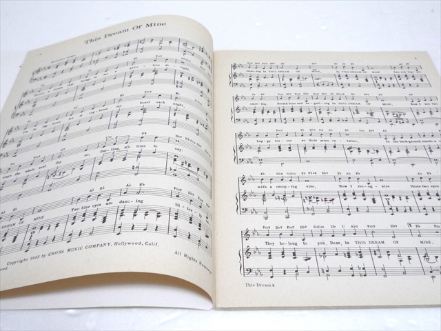 1943年 ビンテージ BALLADS FOR BROADCASTING 楽譜 50ページ USA製 英記 21曲集 スコア sheet music インテリア ディスプレイ 音楽 本_画像3