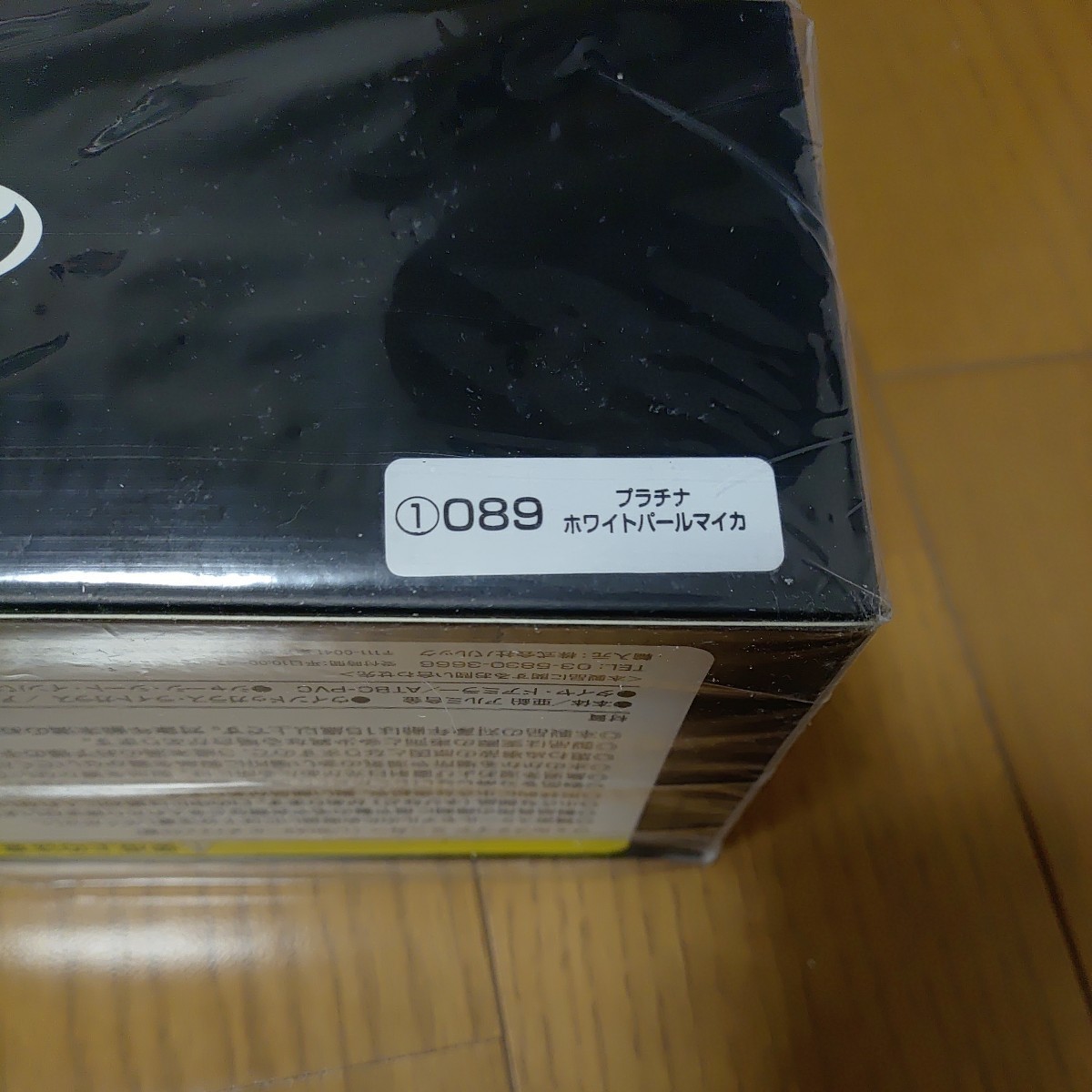 新品未開封 専用ケース付き 新型トヨタヴェルファイア 1/30スケールダイキャスト製ミニカー カラー089プラチナホワイトパールマイカ_画像7