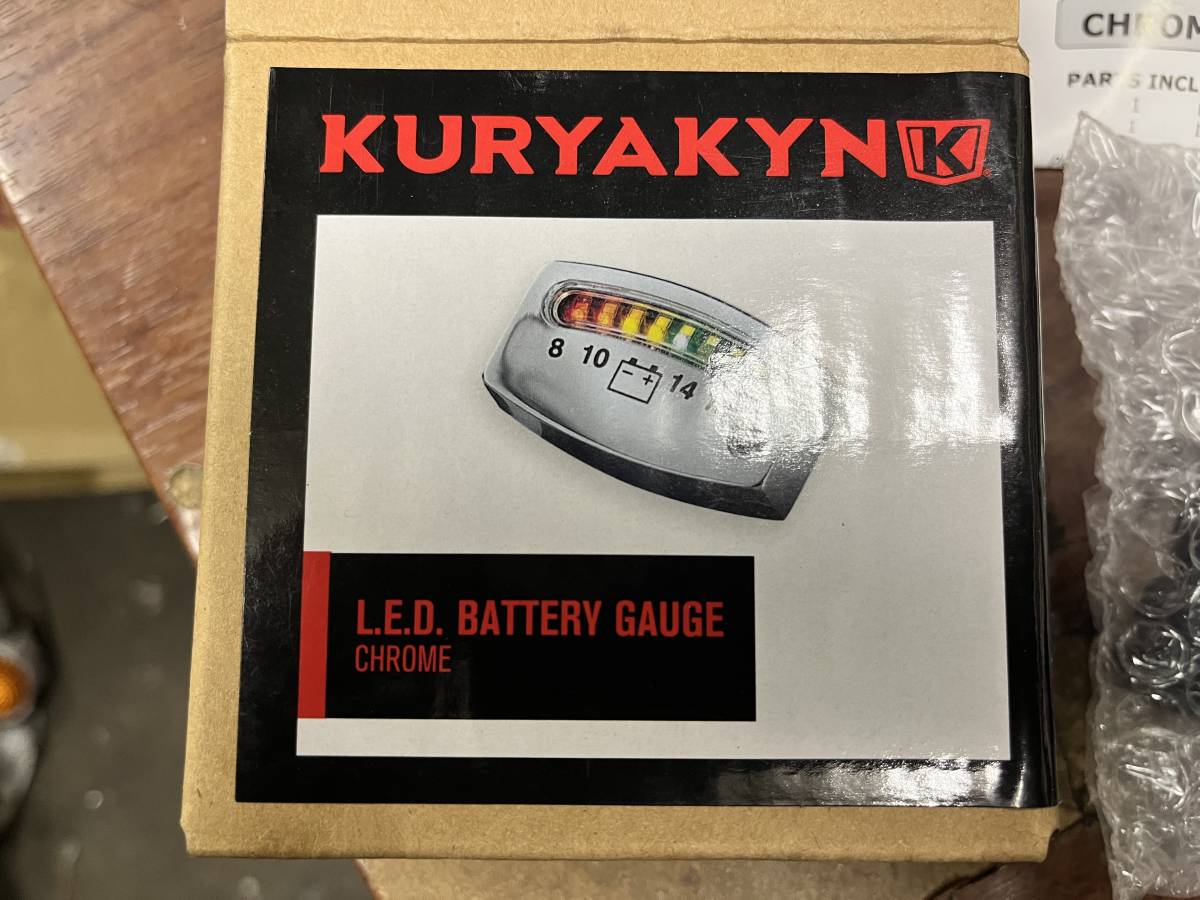 Kuryakyn クリアキン LEDバッテリーゲージ クローム BIK-497898 KUR-4219 電圧計 バッテリーメーター 新品未使用アウトレット品です。_画像2