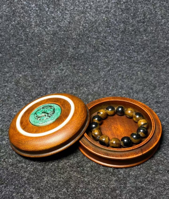 骨董 珍藏*黄花梨木モザイク玉アクセサリーケース 牛の角を模 骨董 珍藏*黄花梨木モザイク玉アクセサリーケース 牛の角を模