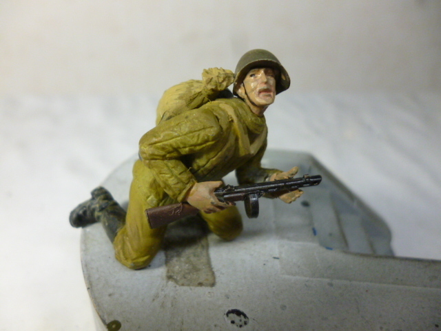 タミヤ1／３５ ロシア歩兵 完成品１６_画像2