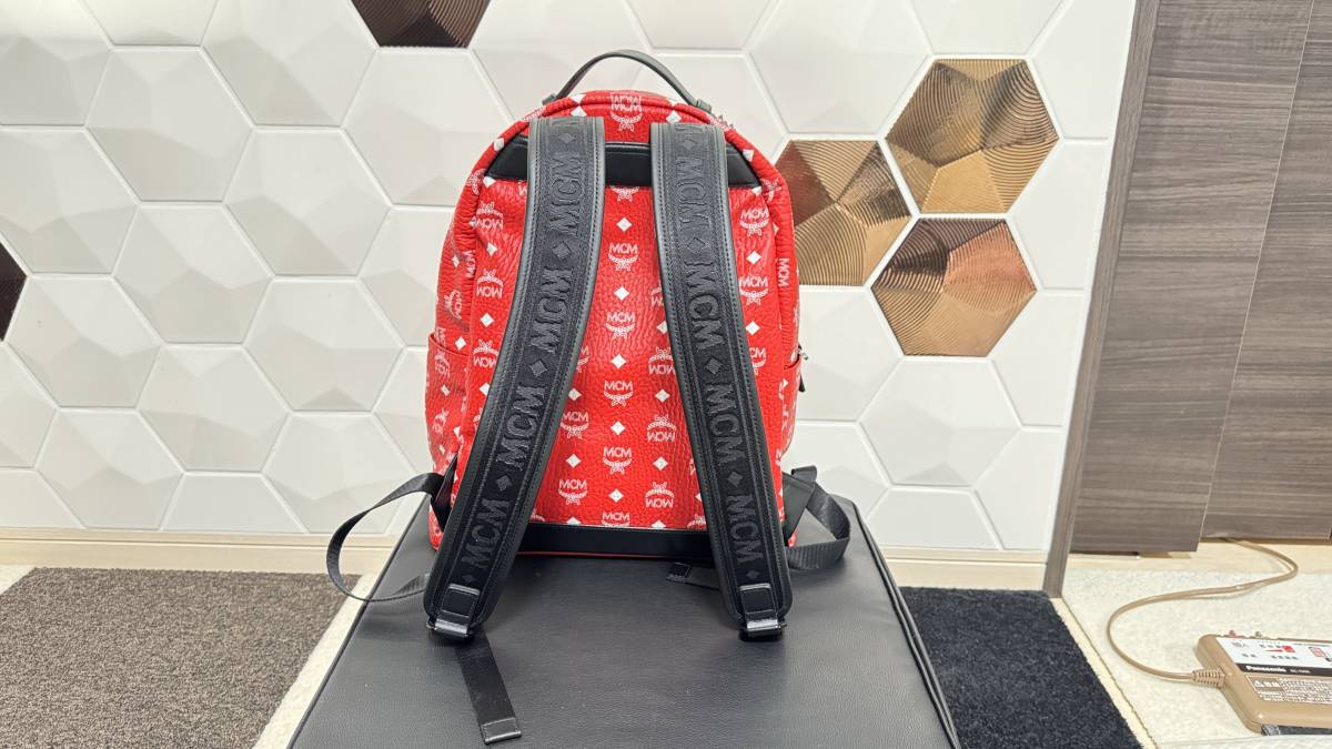 MCM　リュック　ボディバック　ミニポーチセット！　MCM Stark Backpack White Visetos Viva Red_画像4