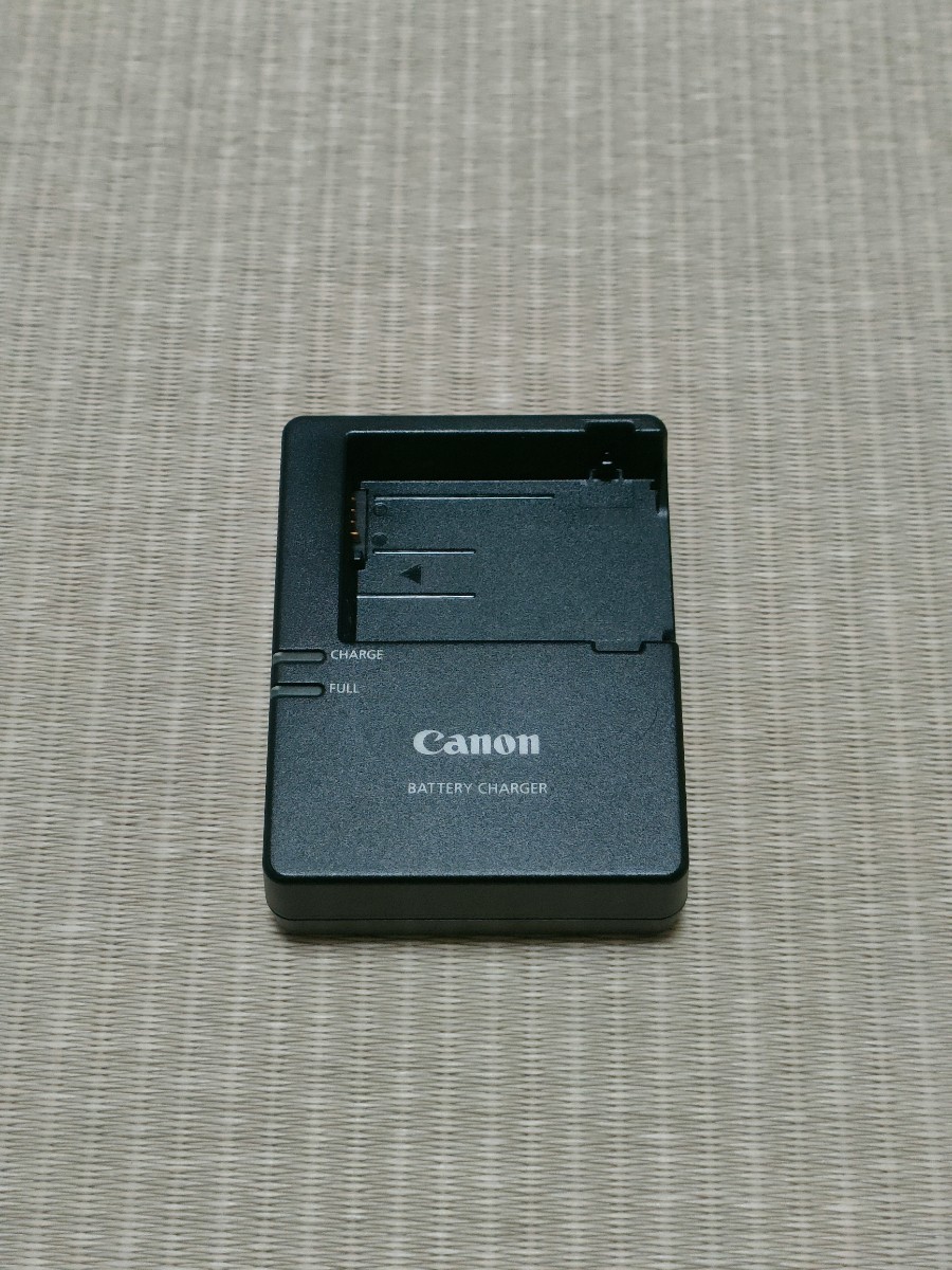 Canon キャノン バッテリーチャージャー LC-E8 中古_画像1