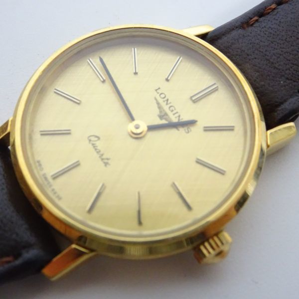 ■tyys 1052-5 115 LONGINES ロンジン 960 SWISS 6232 クォーツ腕時計 レディース ゴールドカラー ケース付き 動作未確認 腕周り約16㎝_画像2