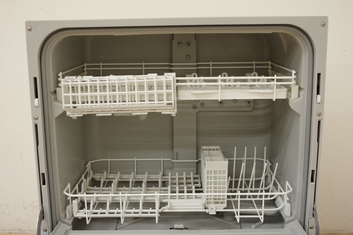 Panasonic/パナソニック 食洗器 NP-TH2-W 2018年製 中古 清掃済 動作確認済 点数40点 ナノイー X 食器洗い乾燥機 キッチン 食洗機_画像5