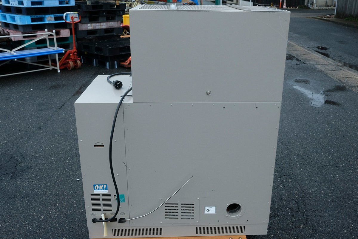 ESPEC エスペック 安全扉付き恒温器 セーフティオーブン SPH-101 200℃ 単相200V 2006年製 動作確認済 中古 実験_画像8