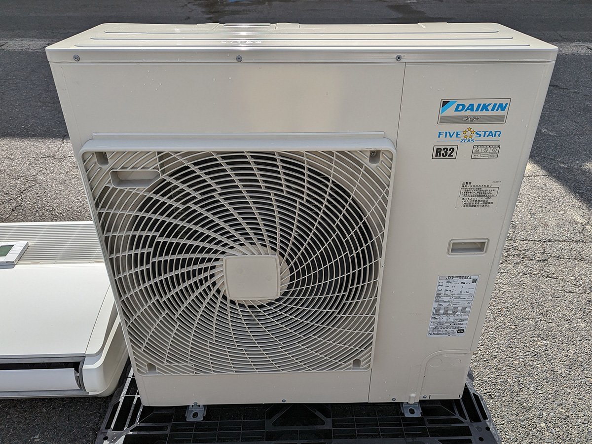 DAIKIN ダイキン FIVESTAR ZEAS パッケージエアコン 天吊り 3馬力 内機FHP80DJ 2021年 外機RSRP80BDT 2020年 中古 空調 暖房 冷房 3相200V_画像2