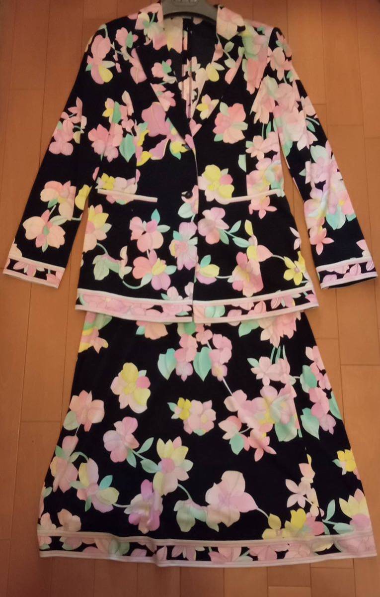 ◯◯1円〜出品◯◯LEONARD レオナール セットアップ スカート ジャケット 替えボタンき 38size_画像1