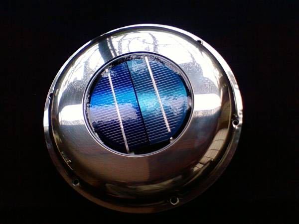 ソーラーベンチレーター　太陽電池換気扇　SVT-212S キャビン 物入れ 換気 キャンピングカー 倉庫 カビ