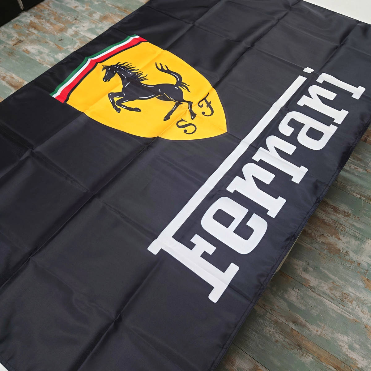 Ferrariバナー P284 ガレージ雑貨 USAタペストリー フェラーリ 巨大旗 ガレージ装飾 バナー ディスプレイ 看板 フラッグ カーショップ_画像8