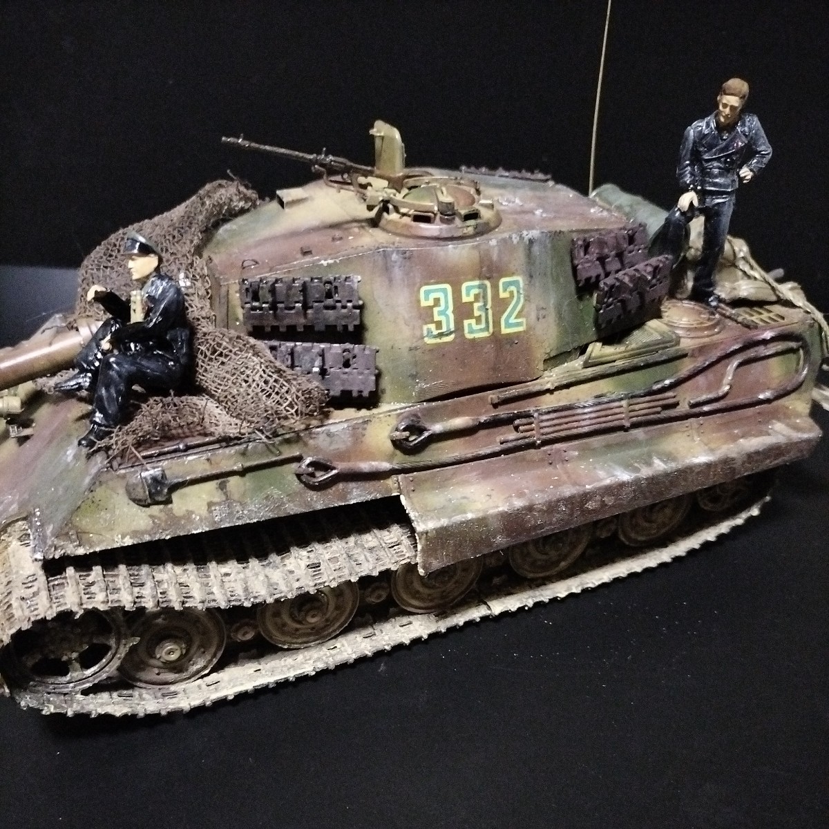 タミヤ1/35完成品ドイツキングタイガーヘンシェル砲塔_画像1