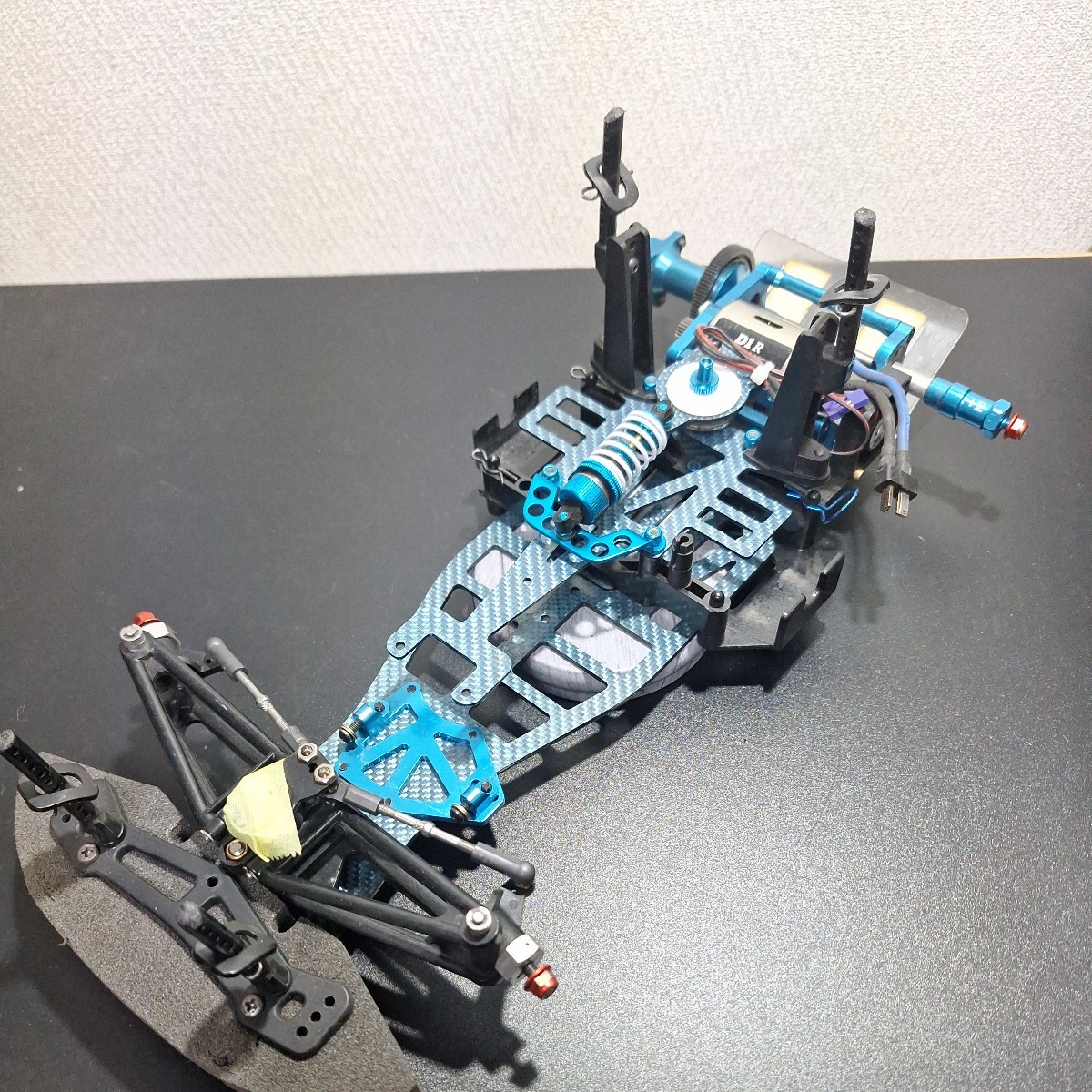 タミヤ　1/10 F103GT レーシングカー、カーボンシャーシ、フルオプション、中古　ラジコン_画像1