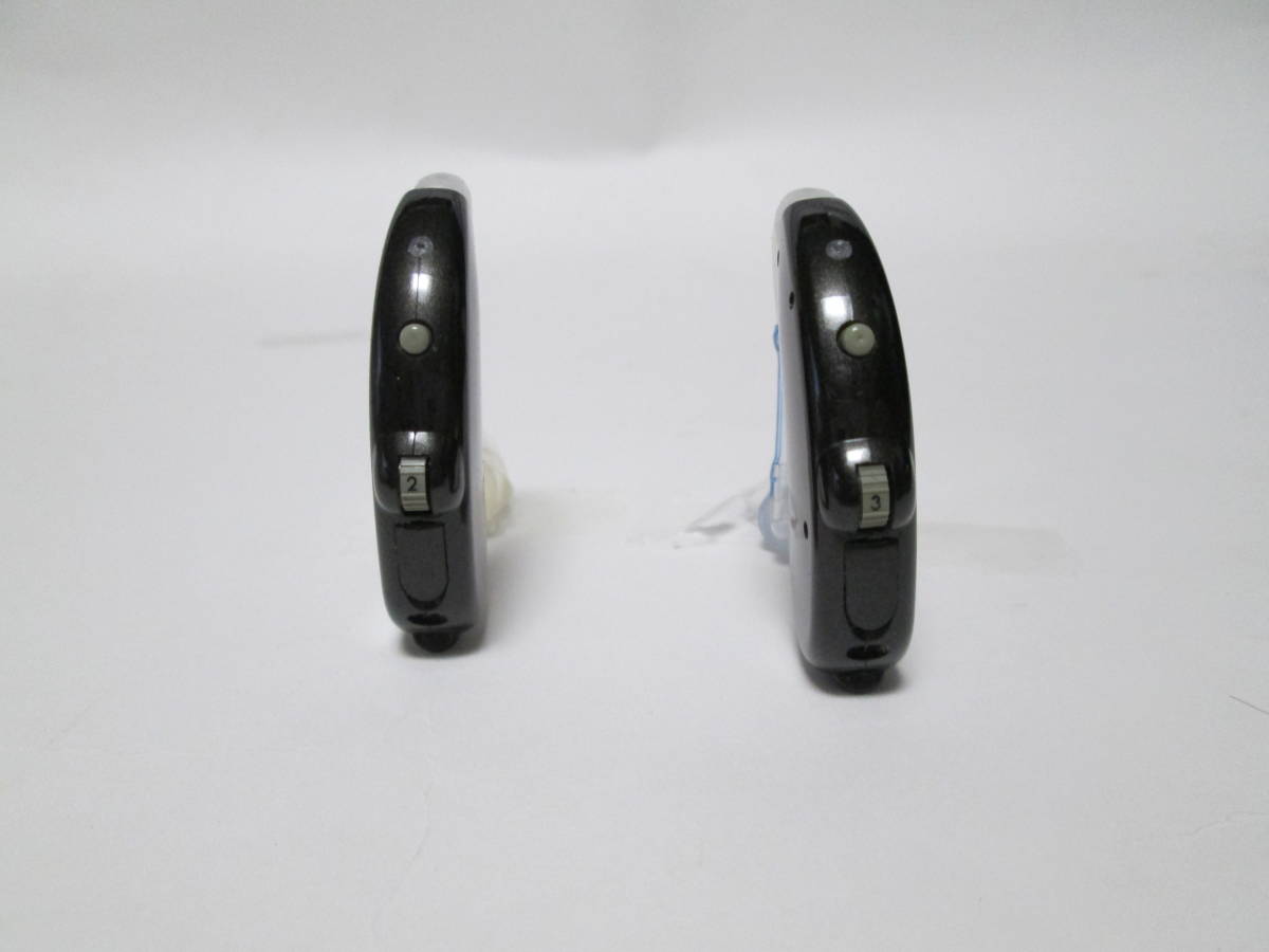 デジタル補聴器　左右2個セット　_画像3