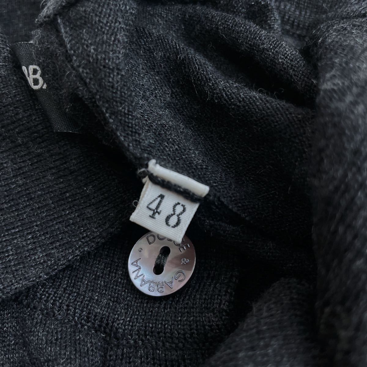  beautiful goods *DOLCE&GABBANA Dolce & Gabbana * Italy made wool 100% thin long sleeve knitted sweater men's size 48 dark gray . grey 