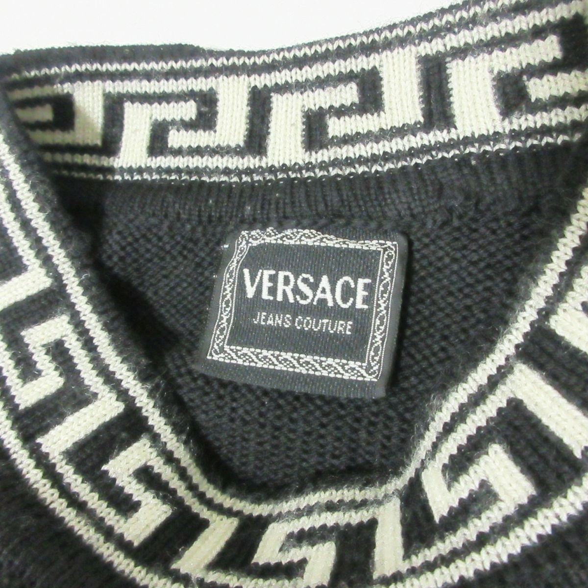  almost beautiful goods VERSACE Versace jeans kchu-ru Vintage long sleeve mete.-sa embroidery knitted sweater L black 115