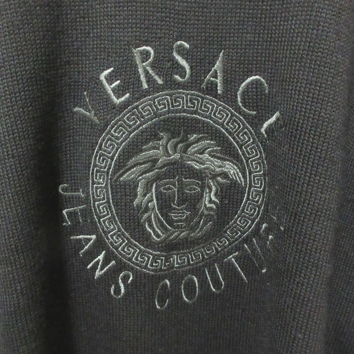  almost beautiful goods VERSACE Versace jeans kchu-ru Vintage long sleeve mete.-sa embroidery knitted sweater L black 115