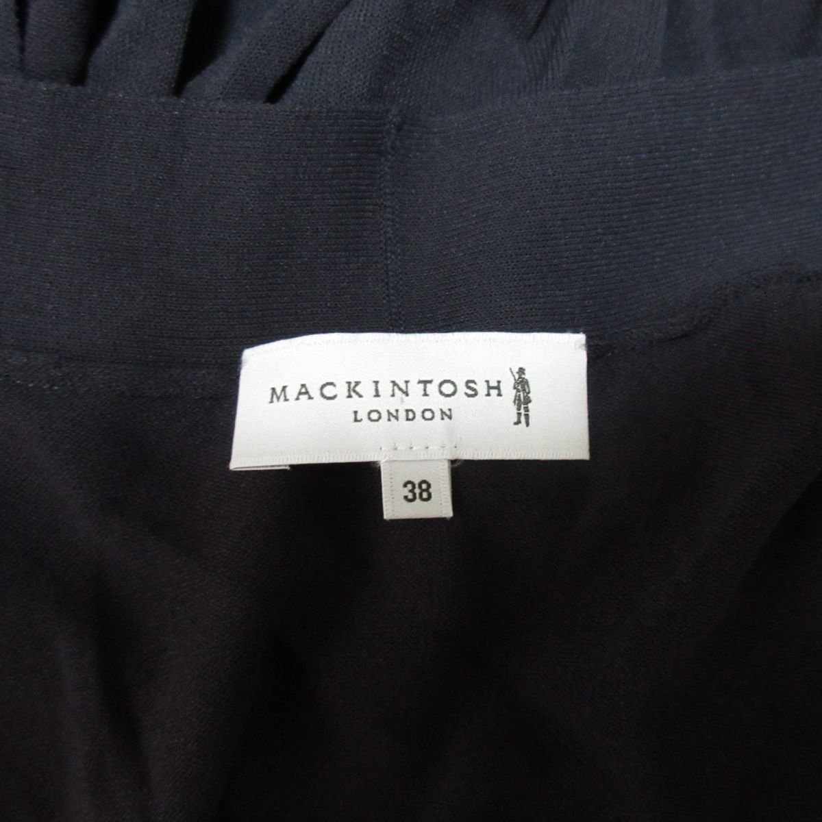  прекрасный товар MACKINTOSH LONDON Macintosh London кнопка отсутствует длинный рукав длинный вязаный кардиган 38 темно-синий 122