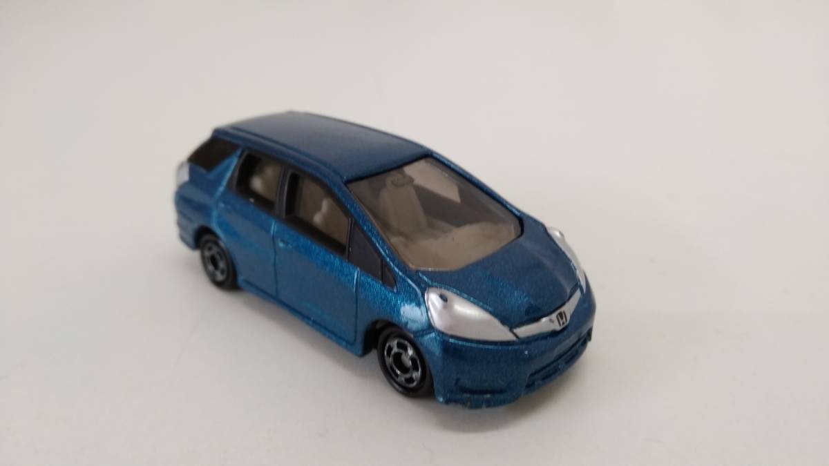 【★OC-0058】[中古品]トミカ ホンダ フィット シャトル 1/68 No.100 [KO]_画像4