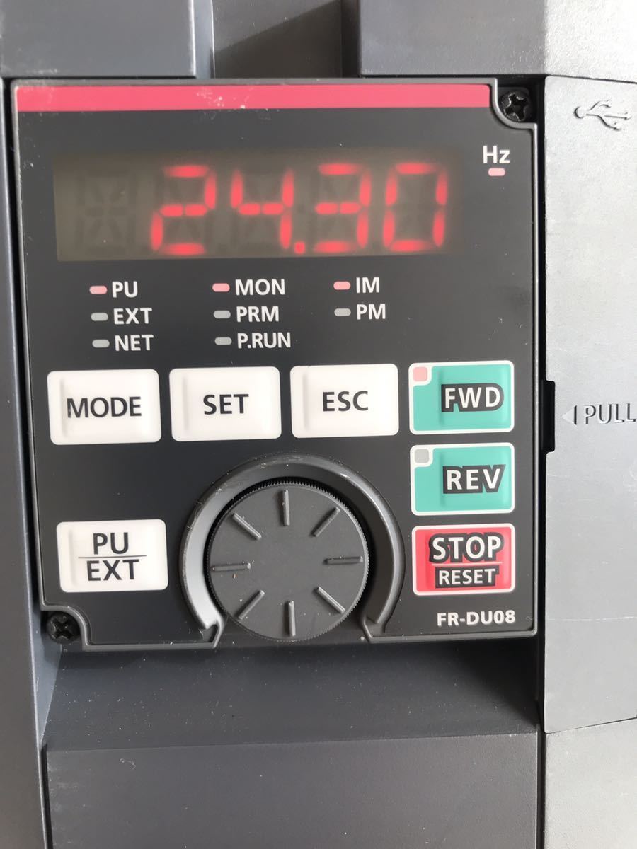 中古美品三菱電機 MITSUBISHI インバーター FR-A820-15K-1動作 中古美品三菱電機 MITSUBISHI インバーター FR-A820-15K-1動作