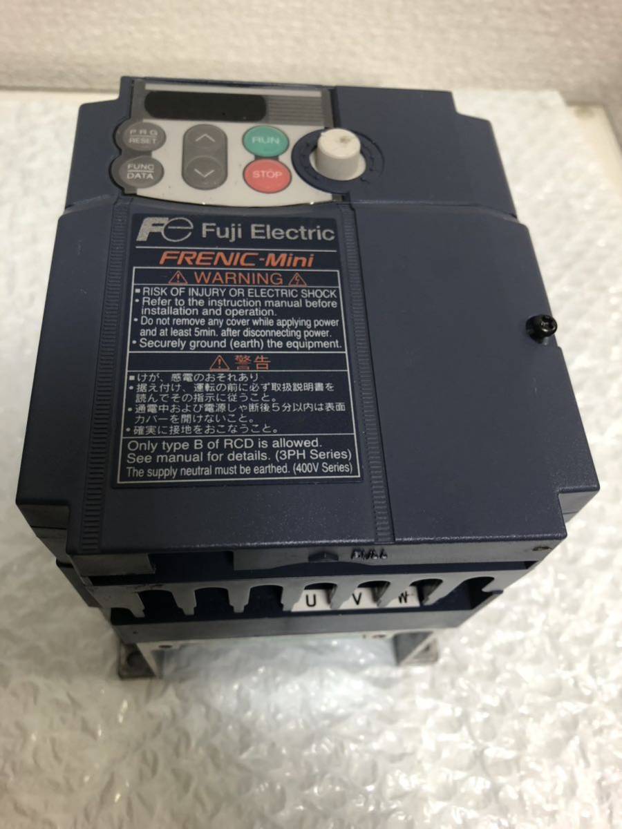 中古美品富士電機インバーター FRN2.2C2S-2J動作保証 [インボイス発行事業者] 2/2 A-1