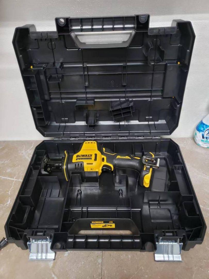 デウォルト DeWALT 18V セーバーソー レシプロソー DCS369 専用ケース 新品セットばらし_画像2