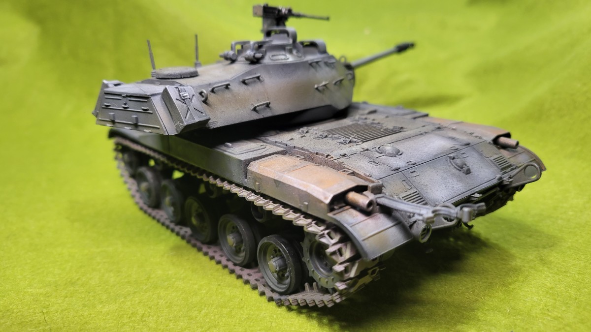 タミヤ 1/35 MMシリーズ No.055 アメリカ軽戦車 Ｍ４１ウォーカーブルドック 完成品_画像3