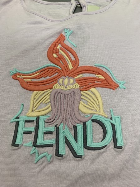 １円〜　FENDI　フェンディ　キッズ　Tシャツ　10A　薄紫　ロゴ　刺繍　フリル　コットン　C1418_画像2