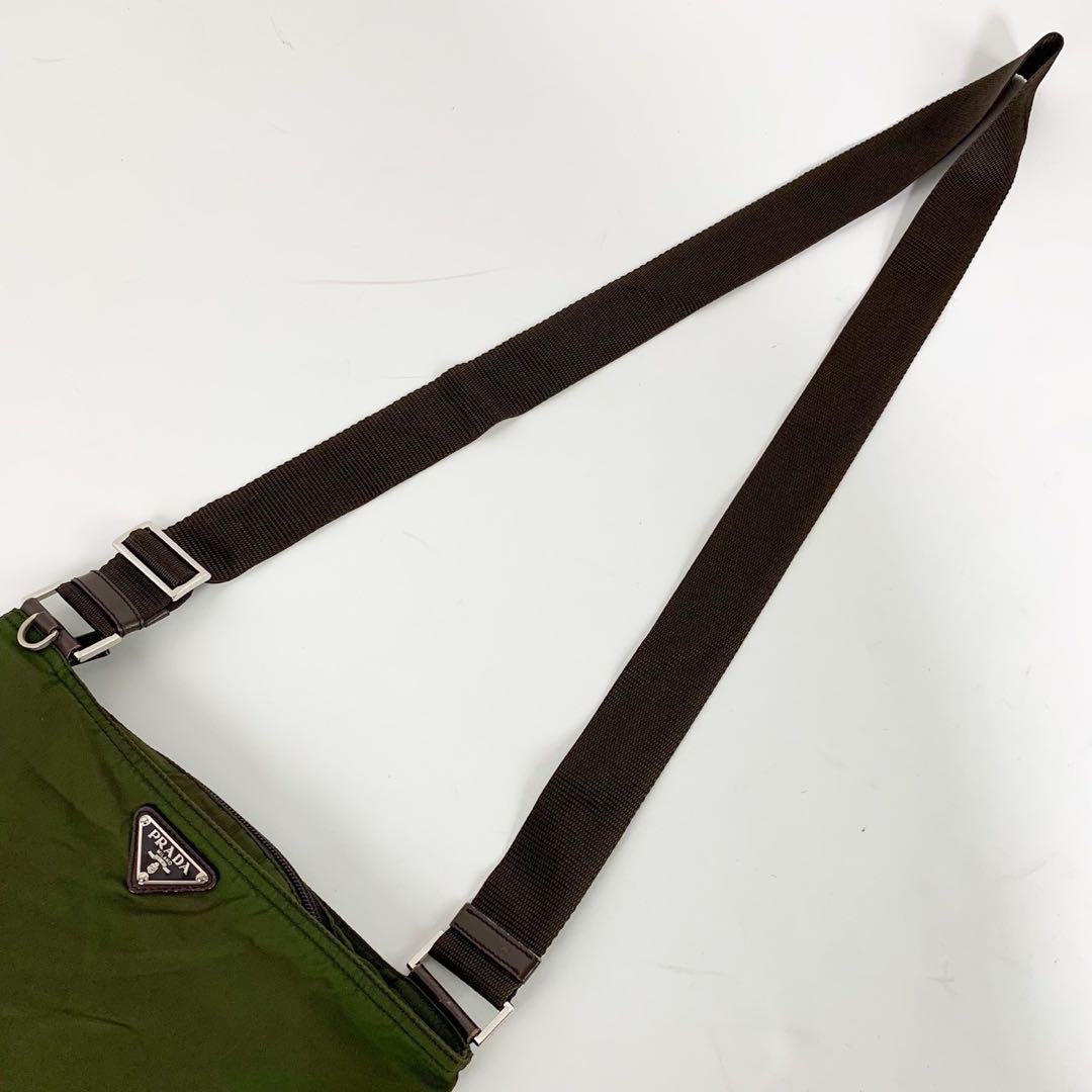 美品 PRADA プラダ ショルダーバッグ クロスボディバッグ 白タグ 美品 PRADA プラダ ショルダーバッグ クロスボディバッグ 白タグ
