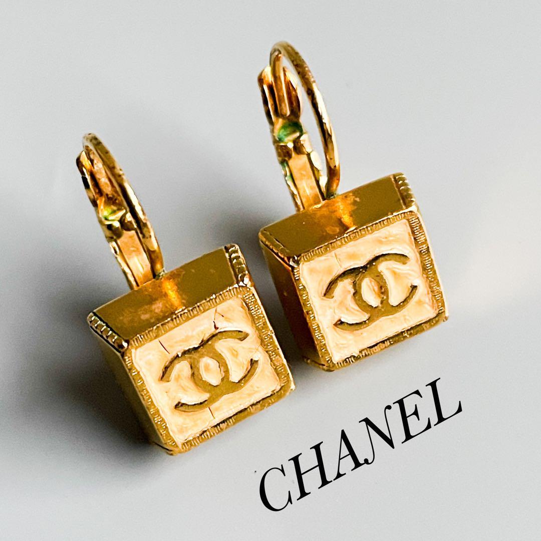 極美品！CHANEL ピアス - アクセサリー