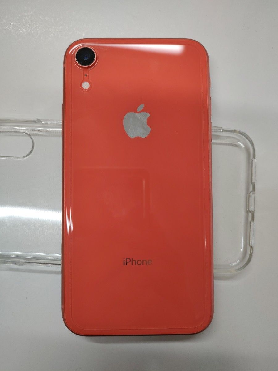 ドコモ Apple iPhone XR MT0A2J/A 64GB コーラル 利用制限〇 SIMロック 